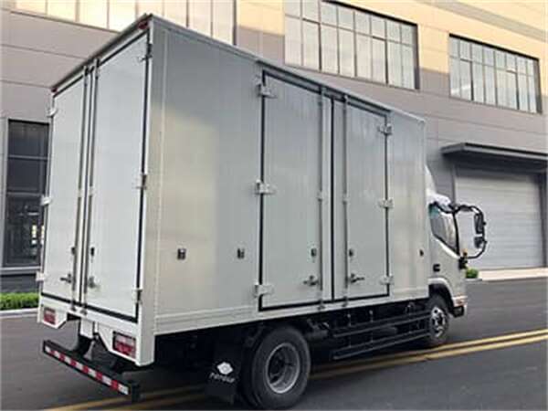 CFRT纖(xian)維熱複合闆替代(dài)汽車傳統鋼構減(jiǎn)重