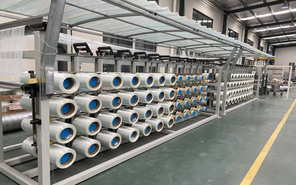 什麽(me)是連續纖維增(zeng)強熱塑性複合(hé)材料（CFRTP），優勢是什(shi)麽(圖1)