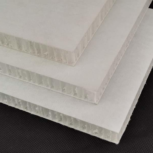 連續纖(xian)維增強(qiang)熱塑性(xìng)複合材(cai)料在汽(qì)車領域(yu)的應用(yòng)